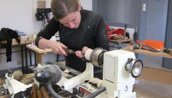 atelier-bois-1-60e66abb48764868256327.jpg