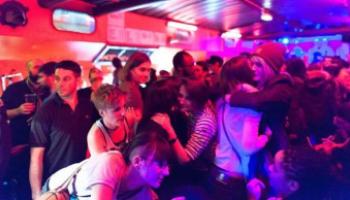 bar-lesbien-60e66ab7b3635163794208.jpg