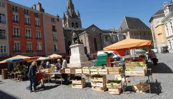 marche-saintandre-1-60e66aa131de9091740095.jpg