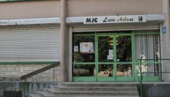 mjcaubrac-1-60e66ab17c26c798379142.jpg