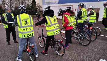 velo-ecole-1-612be53222474604940318.jpg