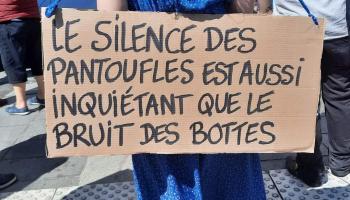 pantoufles-61e83532082ca159621047.jpg