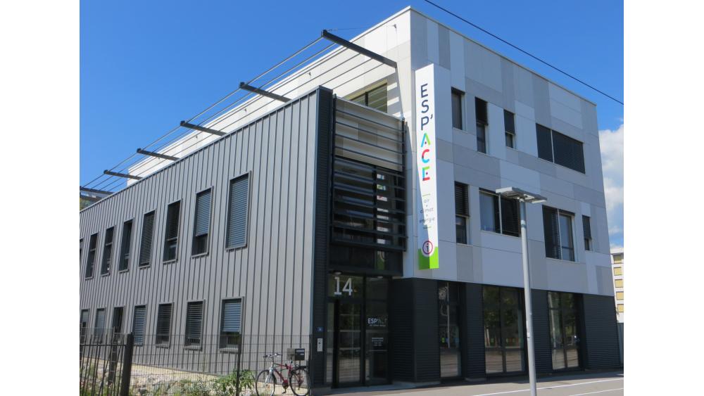 ageden-5-60e66aa62635d204588195.jpg