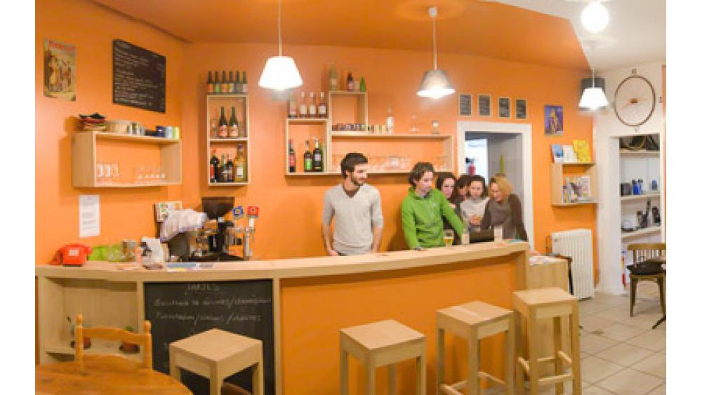 cafe-velo-5-60e66aa24ee5e385784934.jpg