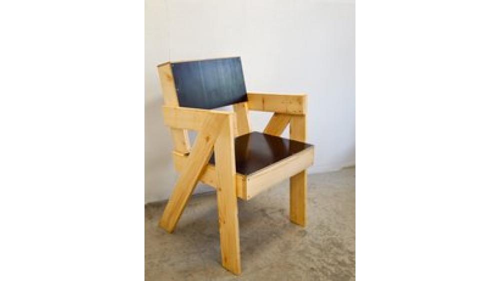 chaise-60e66aa8a260f887636754.jpg
