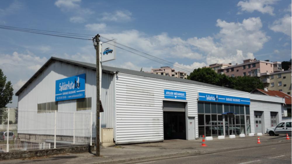 garage-60e66aa6dde78372645222.jpg