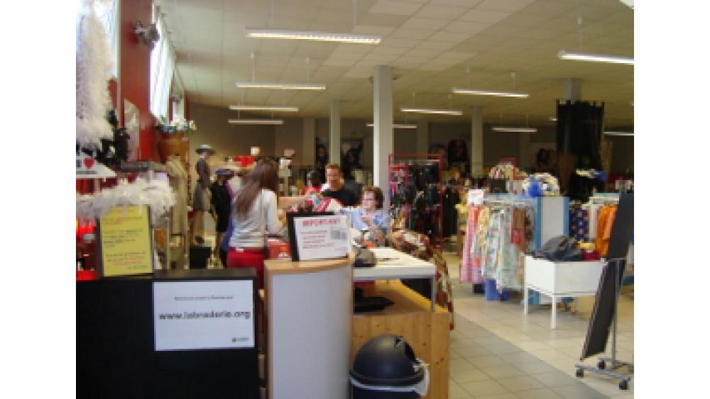 laremise1-interieur1-60e66a9fb6b86005439192.jpg