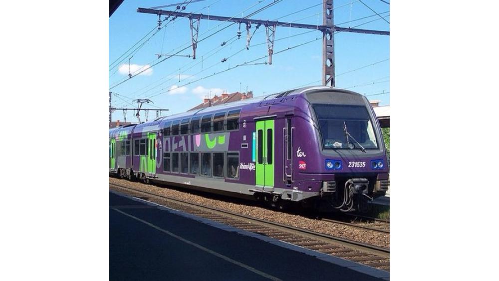 train-60e66abbacf63347386467.jpg