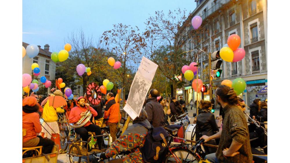 veloparade-de-lair-2013-612a4a4e9da22975885524.jpg